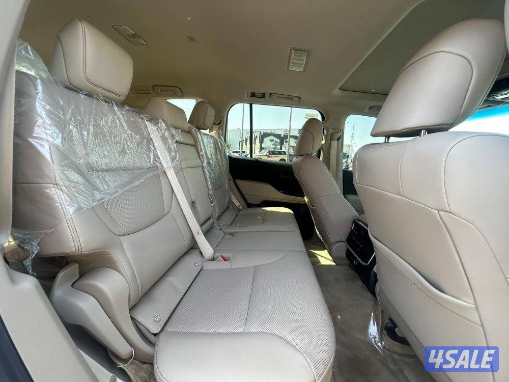 تويوتا لاند كروزر GX.R AERO-V6 موديل 2024 ماشى 26.000 k.m  وارد الساير4