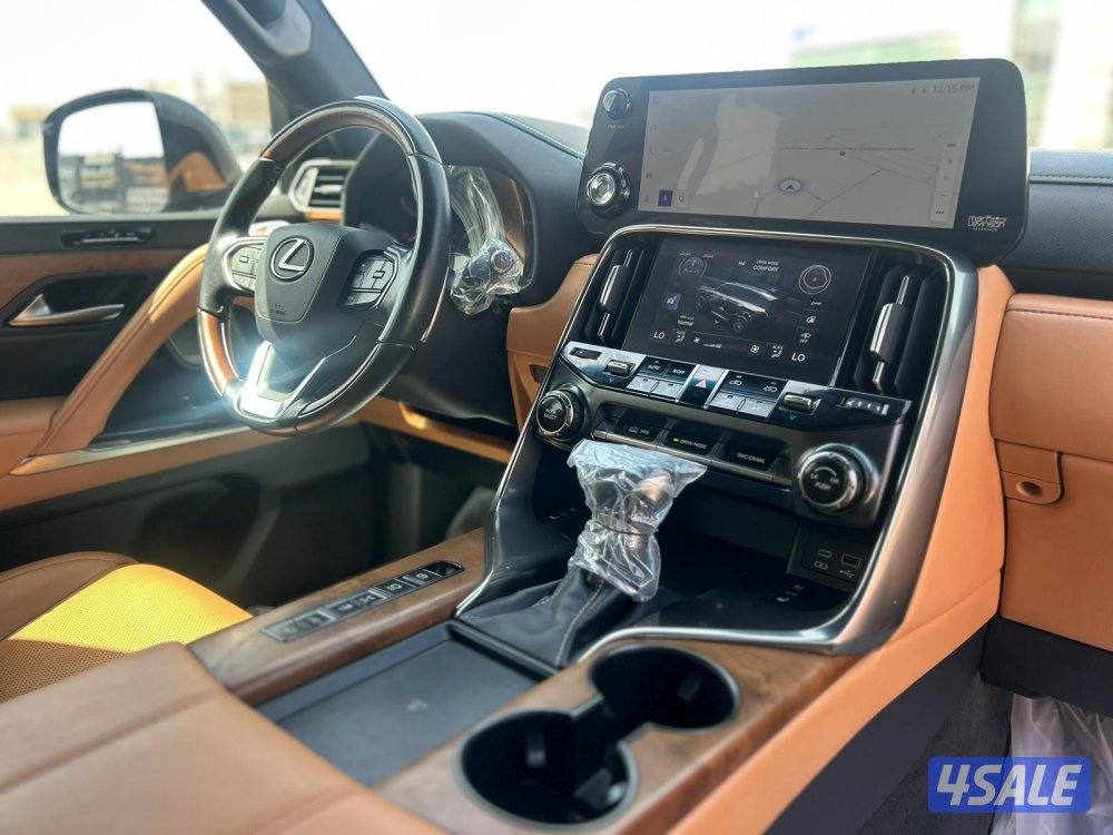 لكزس LX600 درجة اولى  twinturbo .V6 موديل  2023 ماشى 98.000 k.m7