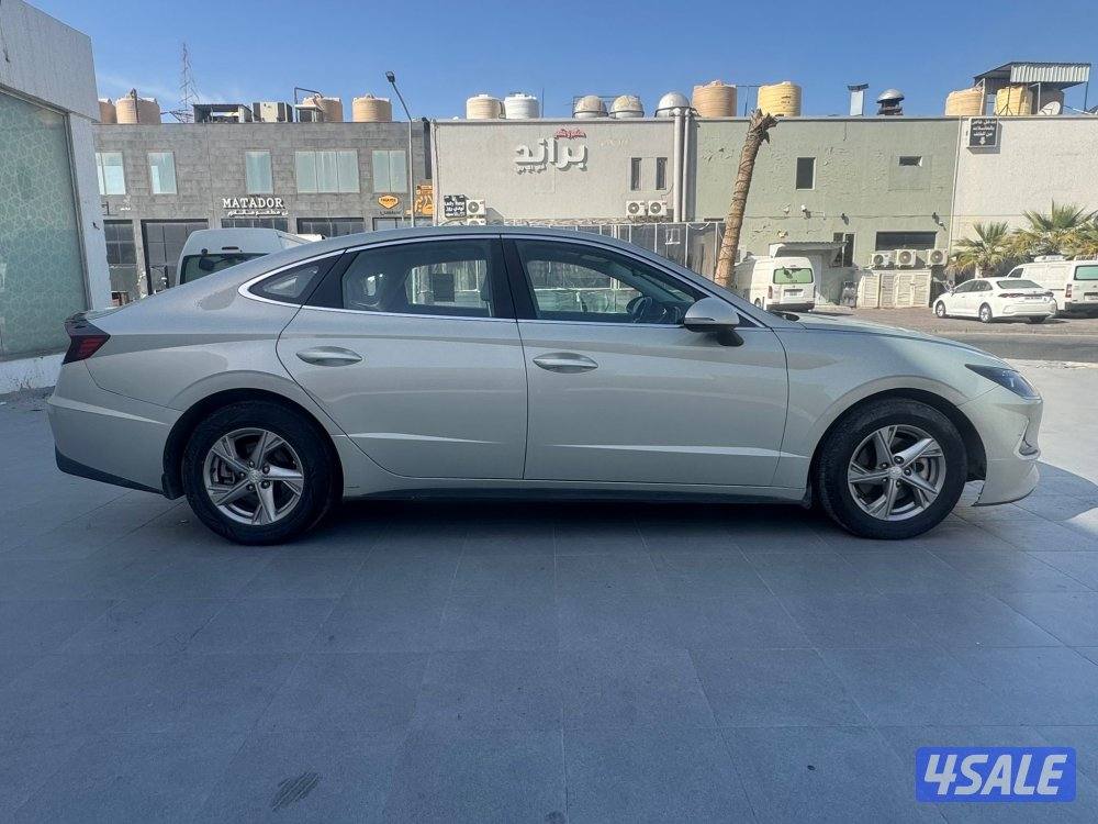 للبيع سوناتا موديل 20223