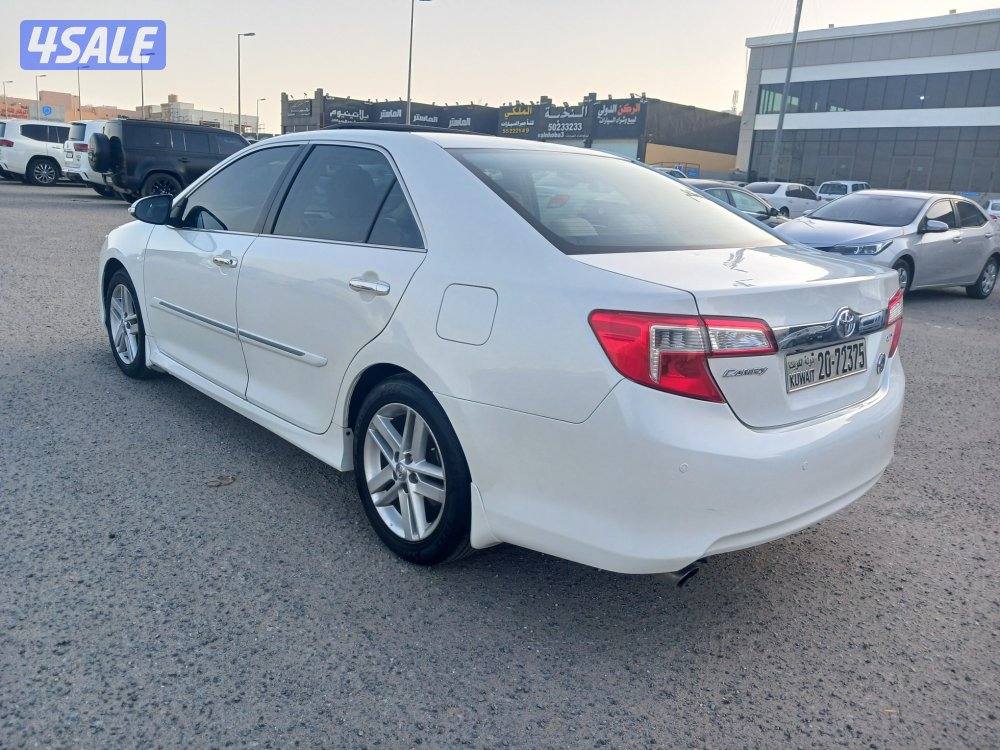 كامري GLX موديل 2013 الفل5