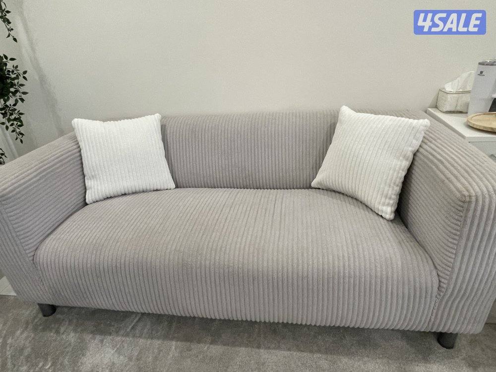 كنب ومجموعة اغراض5