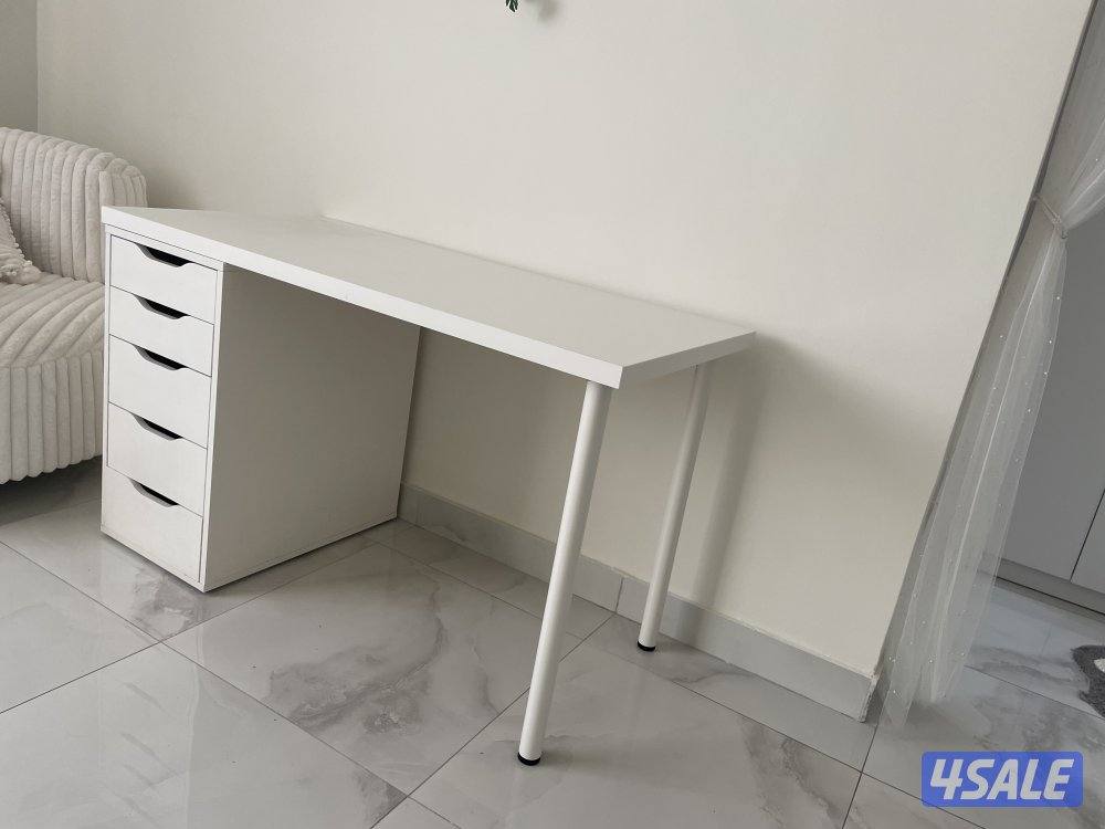 كنب ومجموعة اغراض6