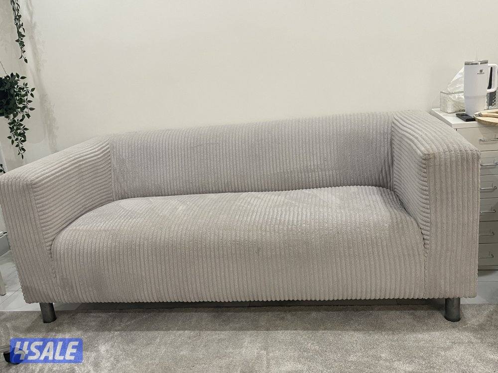 كنب ومجموعة اغراض7