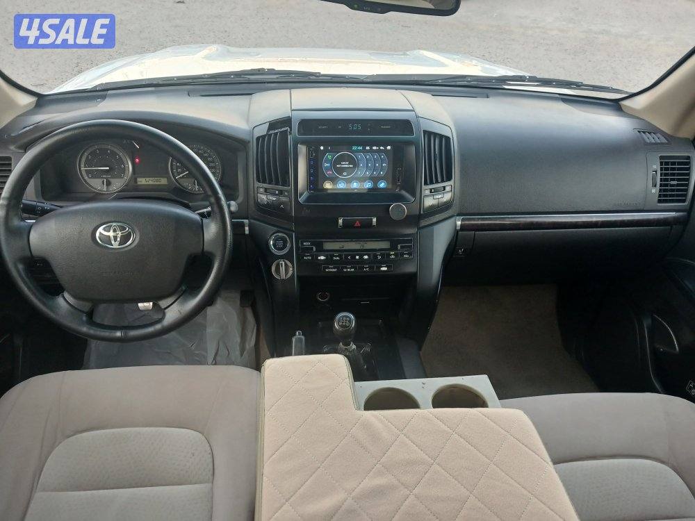 لاند كروزر GXR موديل 2011 قيرعادي. اسبيرعلاق7