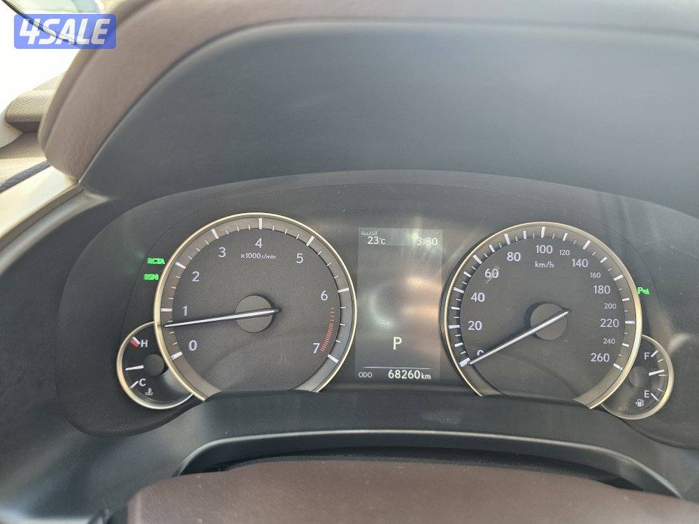 جيب لكزس RX 350 وارد الساير عداد ٦٨ الف اعلى درجة7