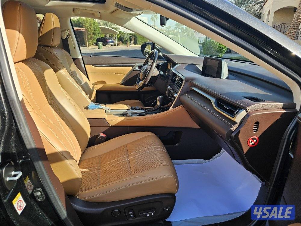 جيب لكزس RX 350 وارد الساير عداد ٦٨ الف اعلى درجة14