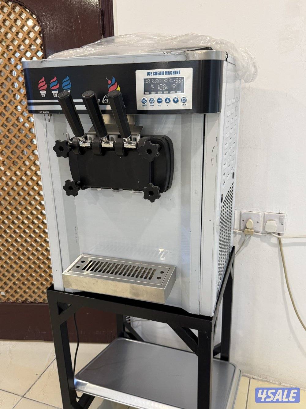 للبيع مكينة ايس كرميم2