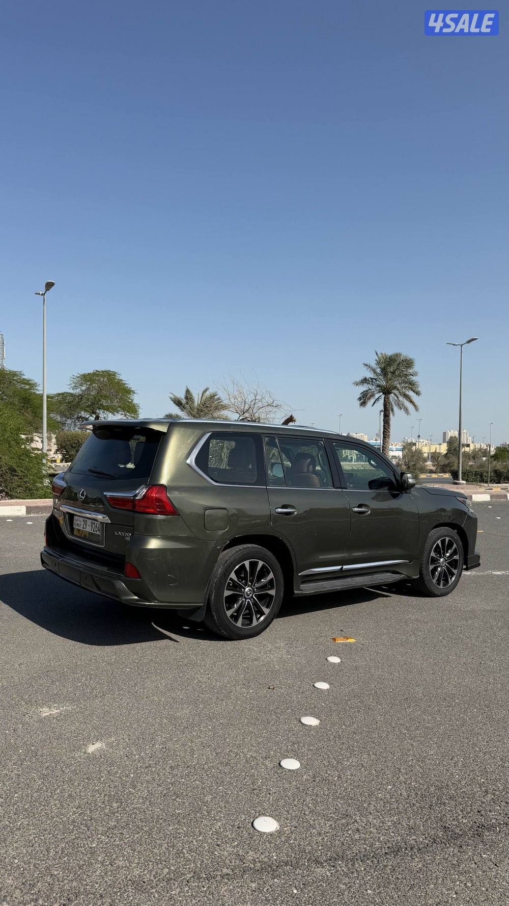 لكزس LX570 مجدد 20216