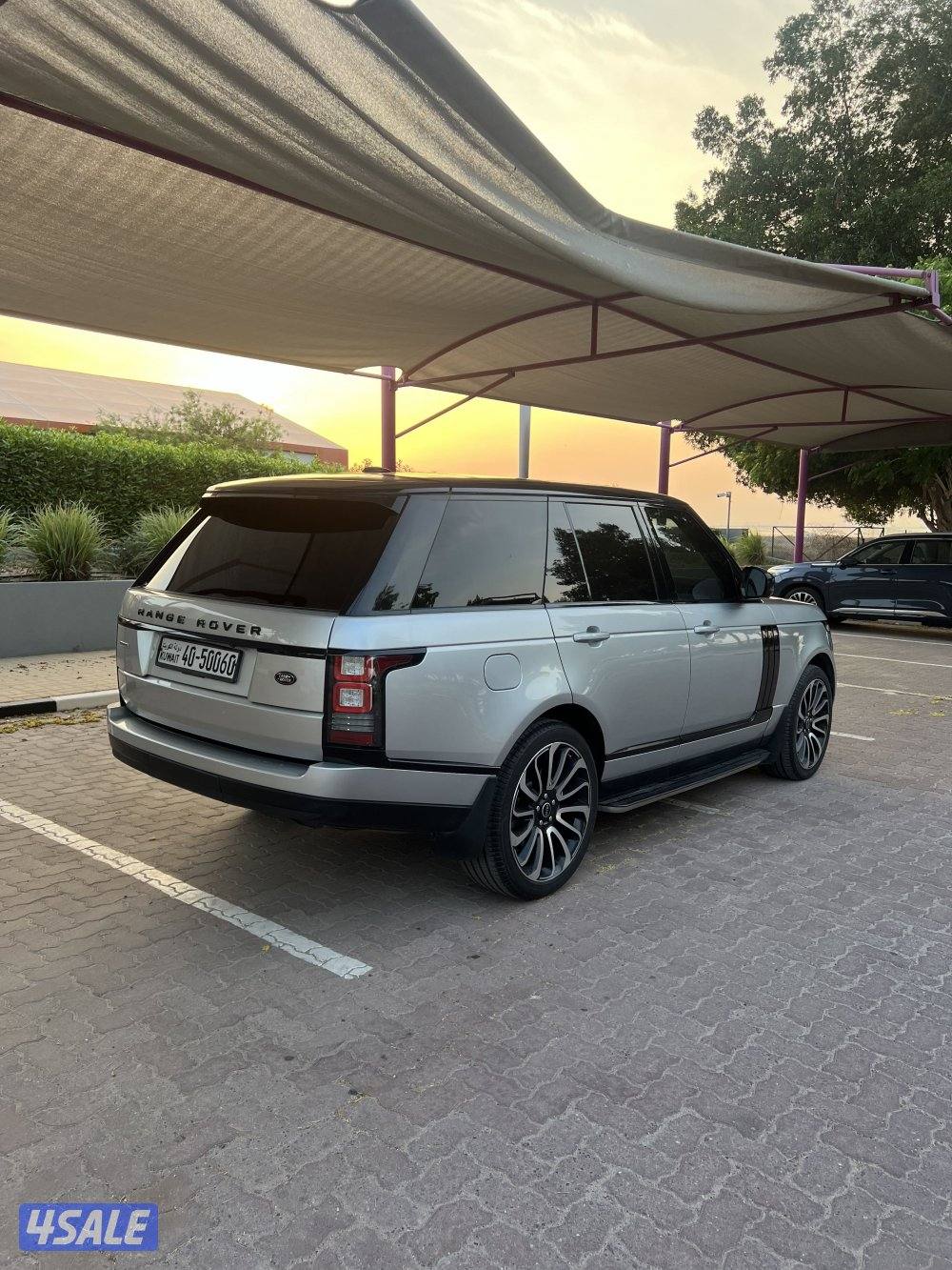 للبيع رنج روفر فوج 8 سلندر سوبر شارج سلفر داخل اوف وايت4