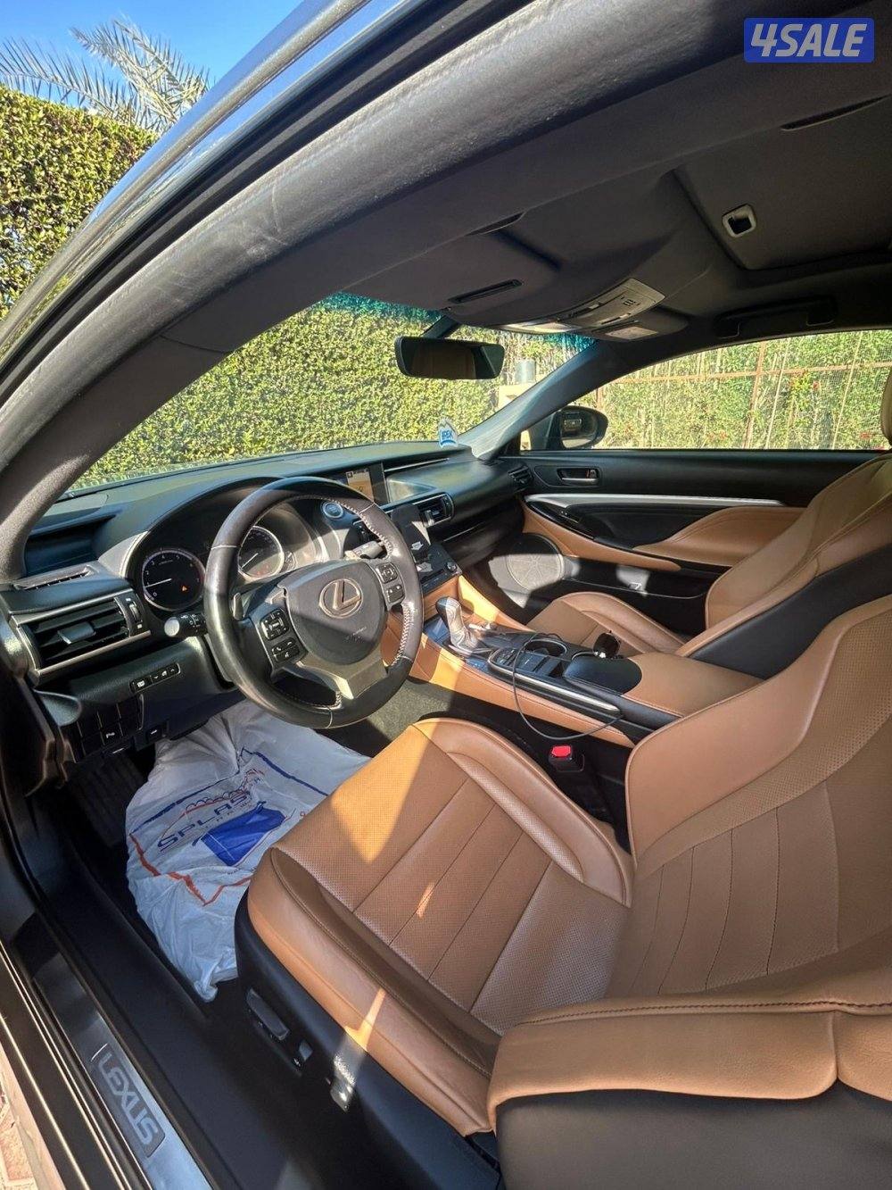 لكزس RC 200t3