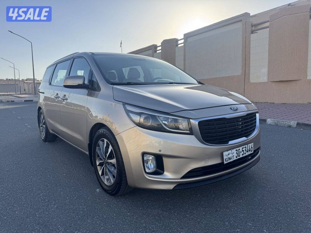 للبيع كيا كرنفال موديل 20161