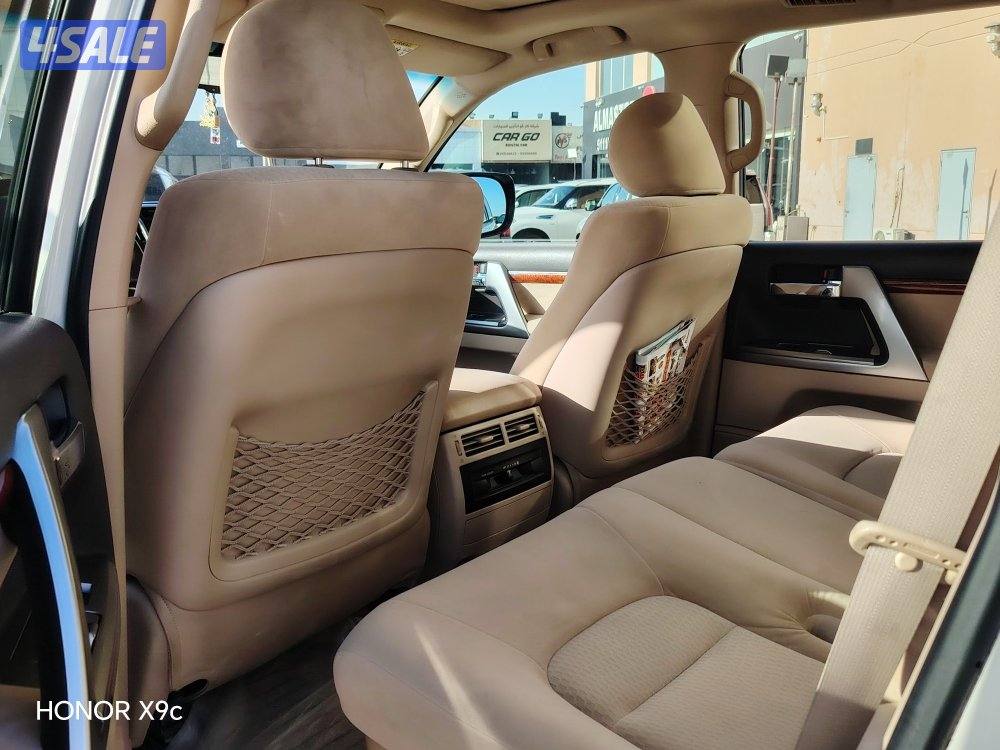 لاندكروزر 8 سلندر5