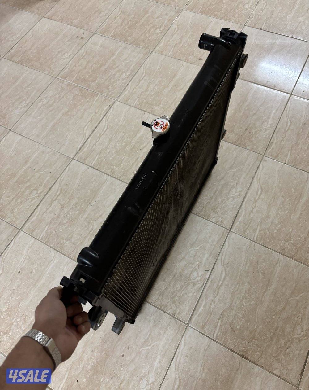 راديتر لاندكروزر مستعمل اصلي 2008-2021  مافي اي صدا0