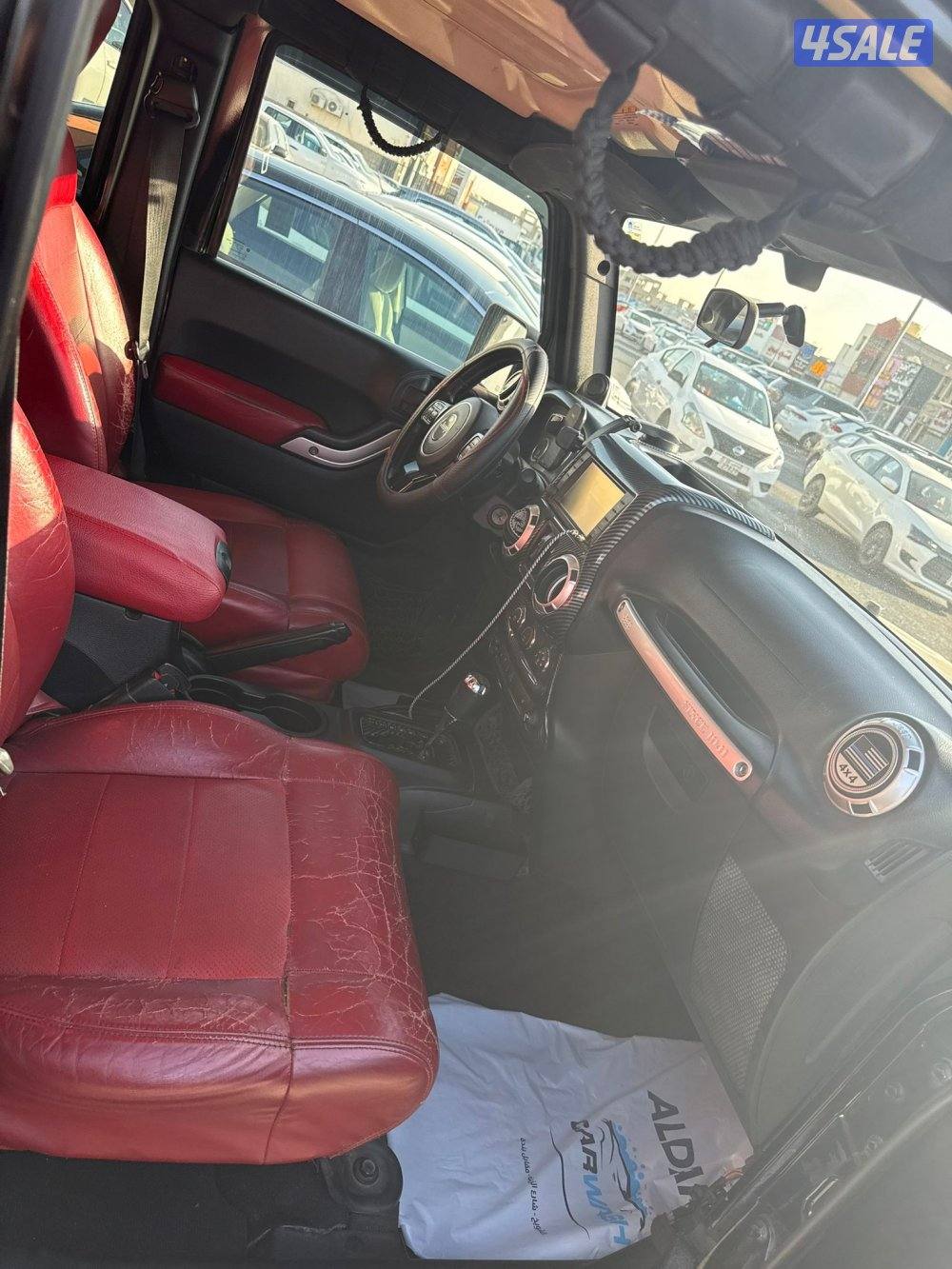 النشاما لبيع وشراء السيارات رانجلر5