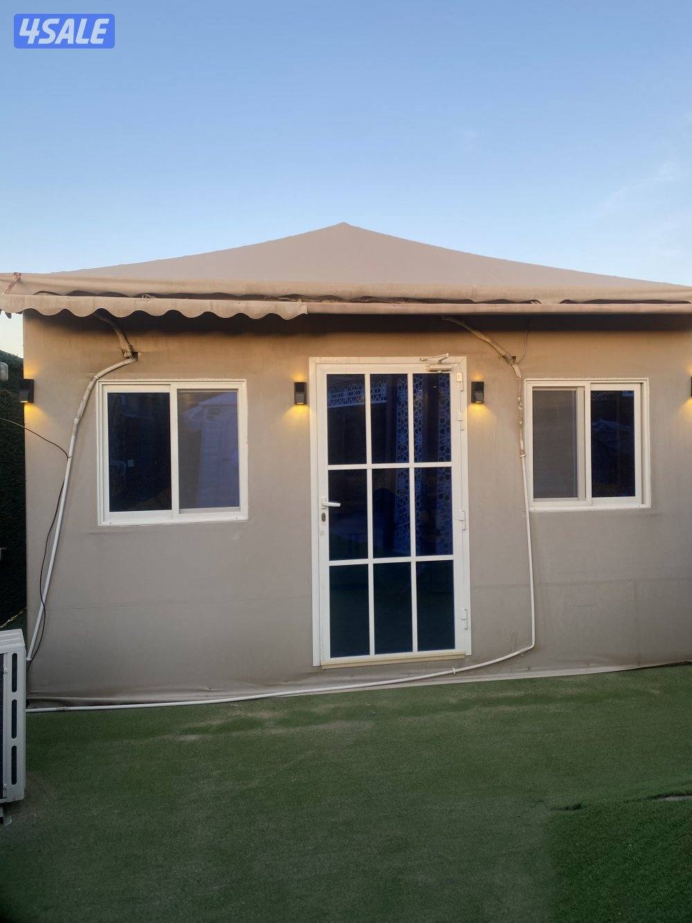 للبيع خيمة ملكية1