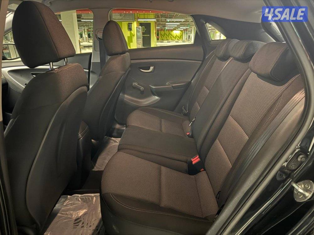 هيونداى أكسنت ماشى 46 ألف بحالة الوكالة ( قير عادى )11