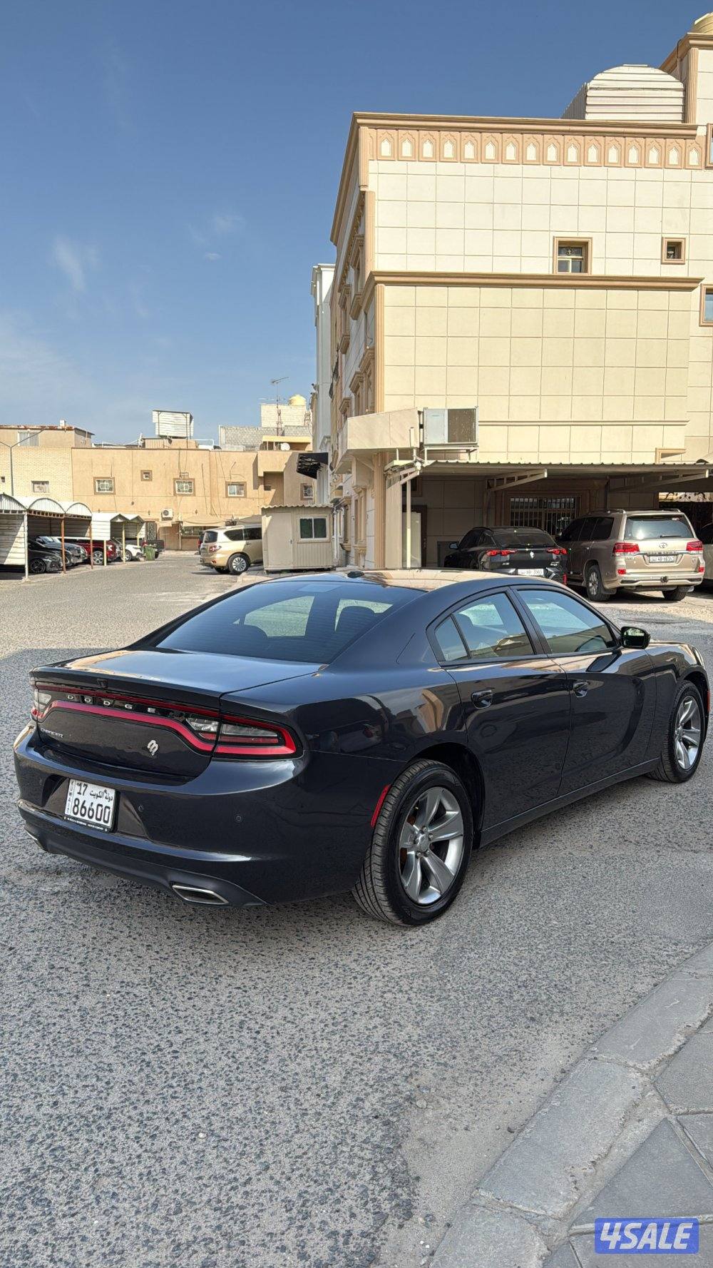 دوج شارجر 20195