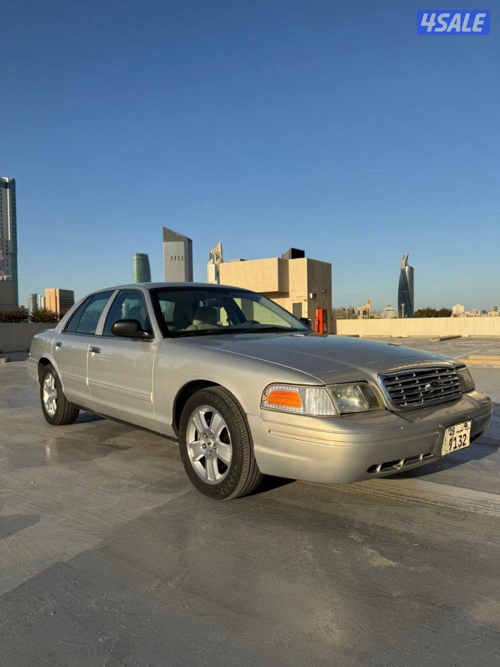 للبيع فورد كراون فكتوريا2