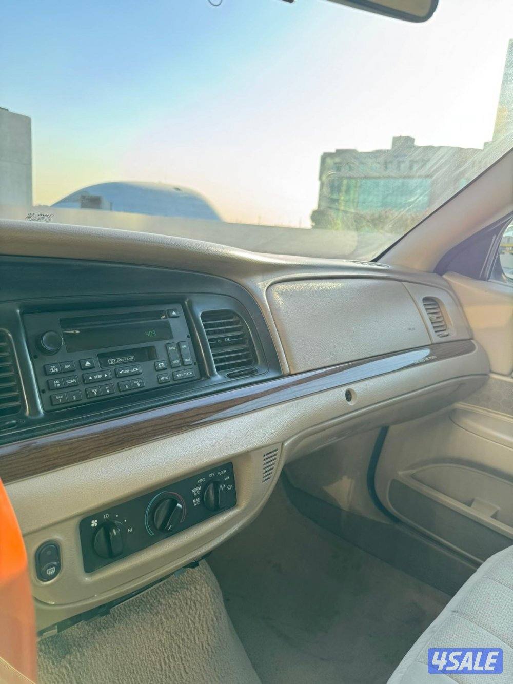 للبيع فورد كراون فكتوريا9