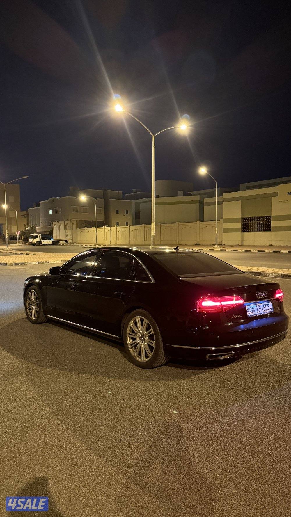 للبيع اودي A8 ٢٠١٦ ماشيه ٣٥٠٠٠٠2