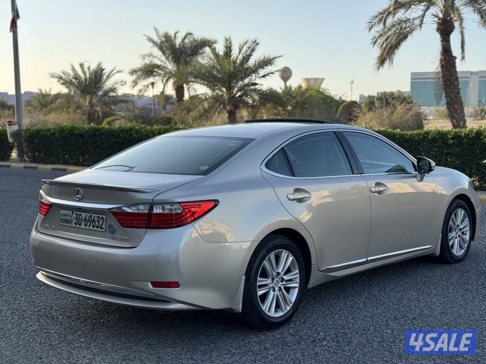 لكزس ES350 موديل 2015 كامل المواصفات بحاله الوكاله3