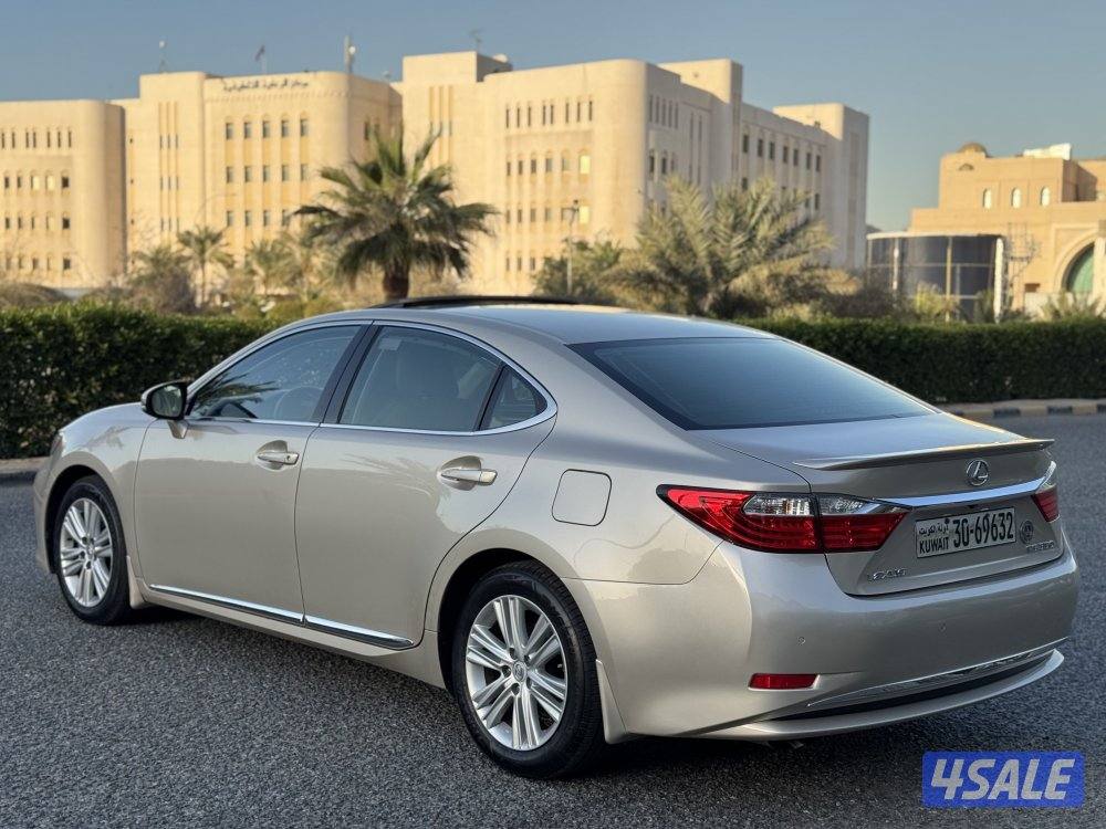 لكزس ES350 موديل 2015 كامل المواصفات بحاله الوكاله4