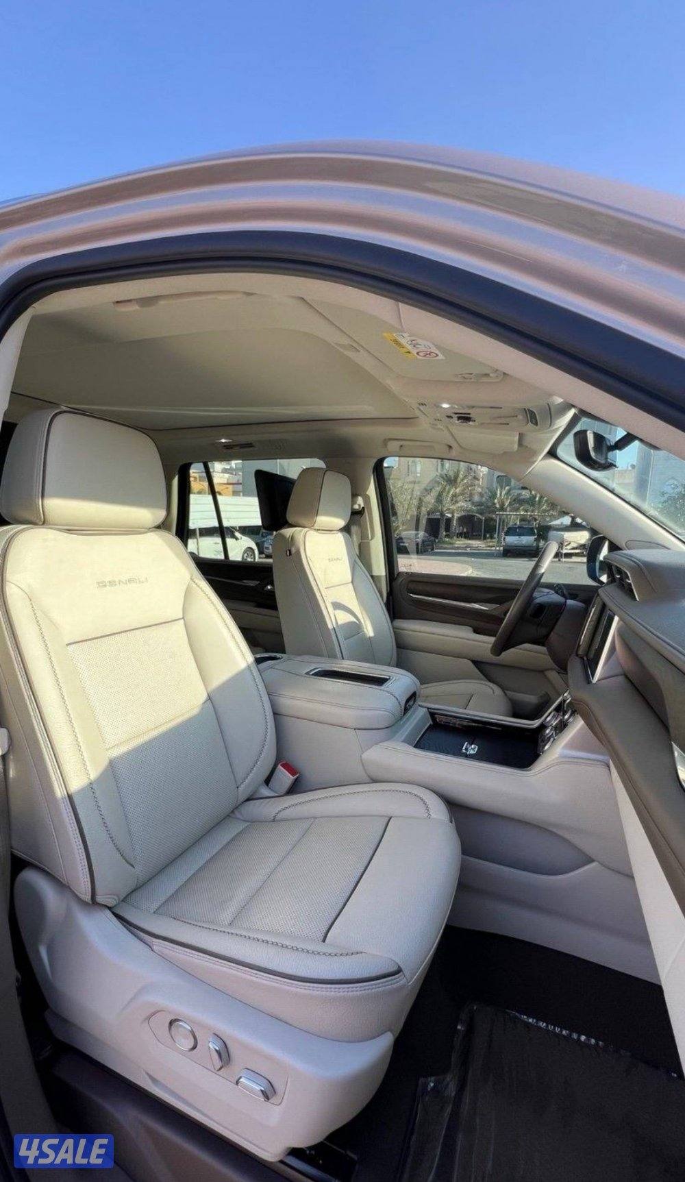 GMC Yukon Denali 20212