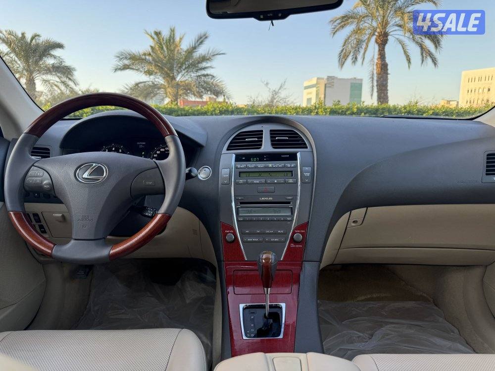 لكزس ES350 موديل 2008 بحاله ممتازه جدا8
