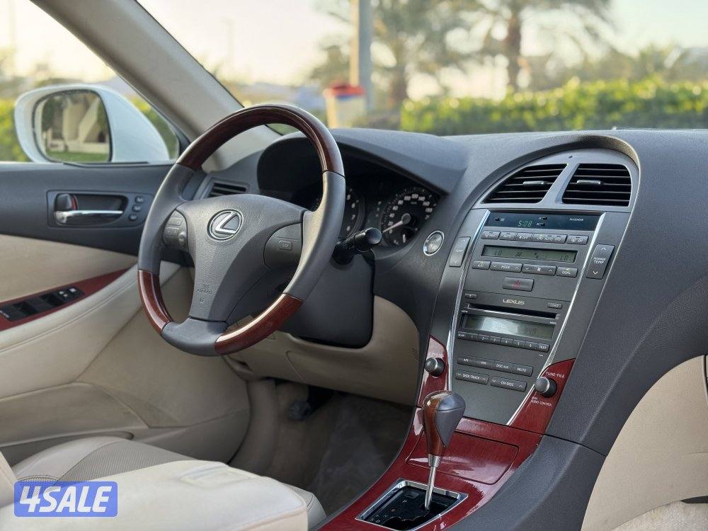 لكزس ES350 موديل 2008 بحاله ممتازه جدا11