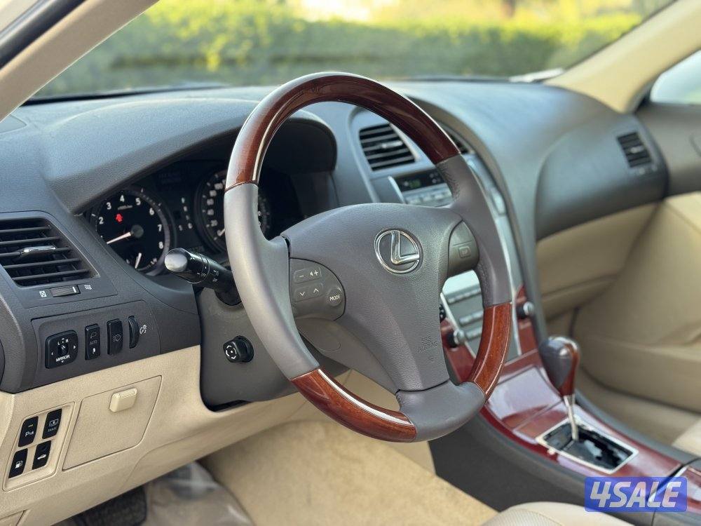 لكزس ES350 موديل 2008 بحاله ممتازه جدا12