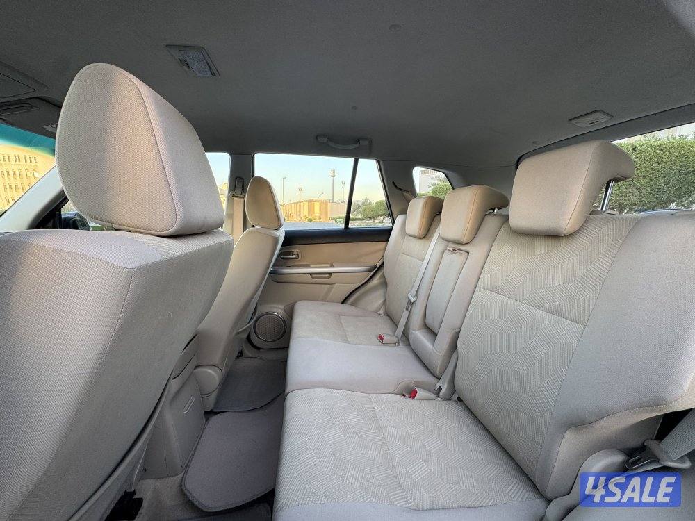 سوزوكي فيتارا موديل2016 قير عادي بحاله الوكاله4