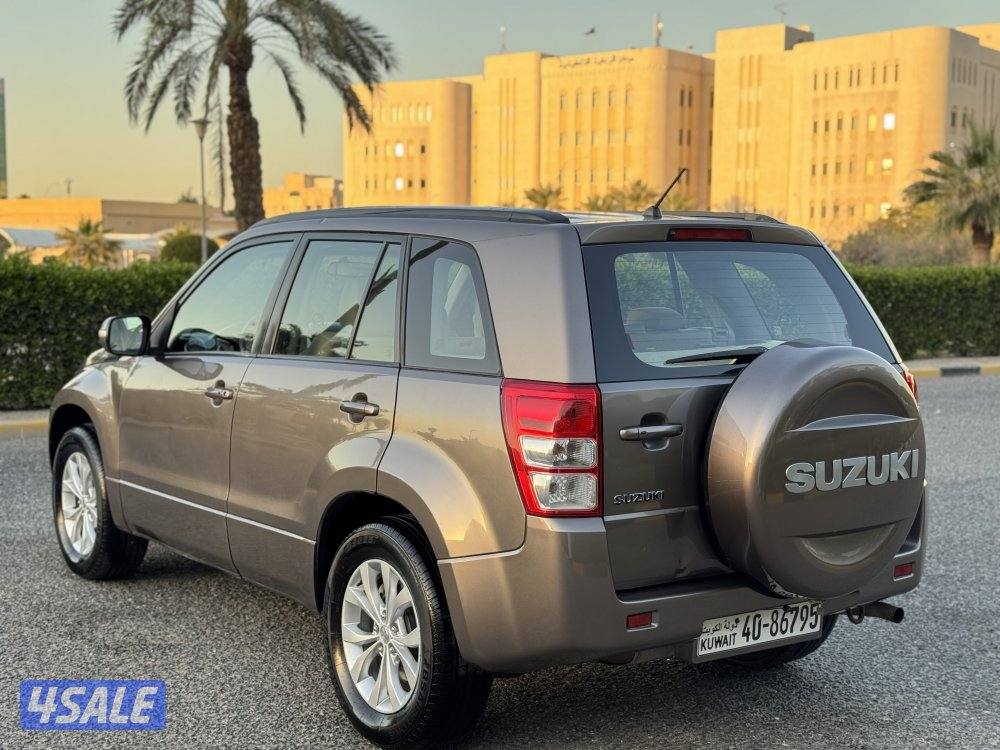 سوزوكي فيتارا موديل2016 قير عادي بحاله الوكاله5
