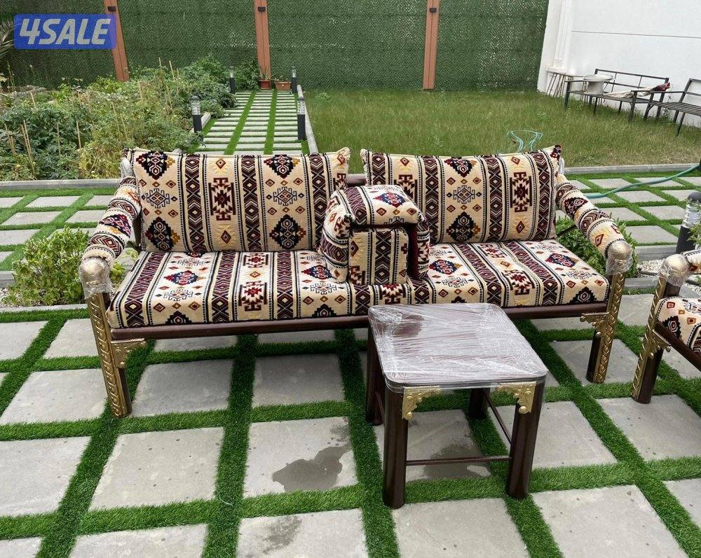 كراسي حديد ملكيه سعوديه1