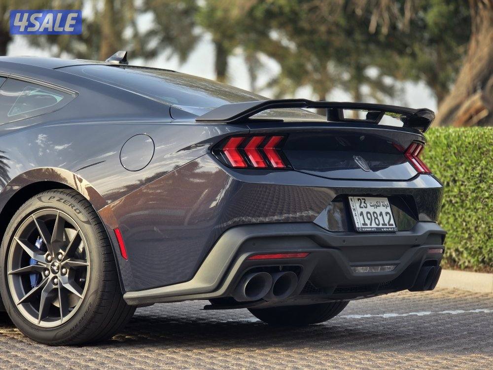 دارك هورس 20252