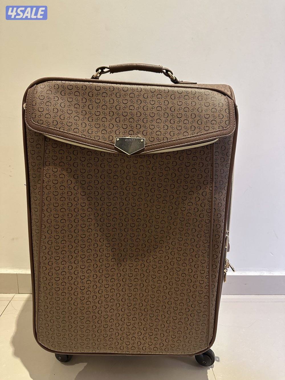 Original GUESS Travel Suitcase2