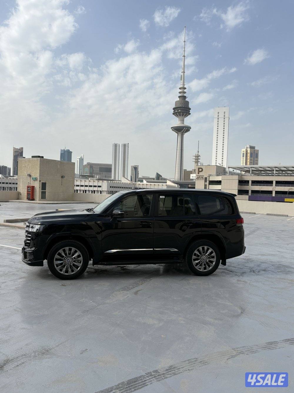 * للبيع لاند كروزر 2023 GXR – Twin Turbo – Aero S – بحالة الوكالة*4