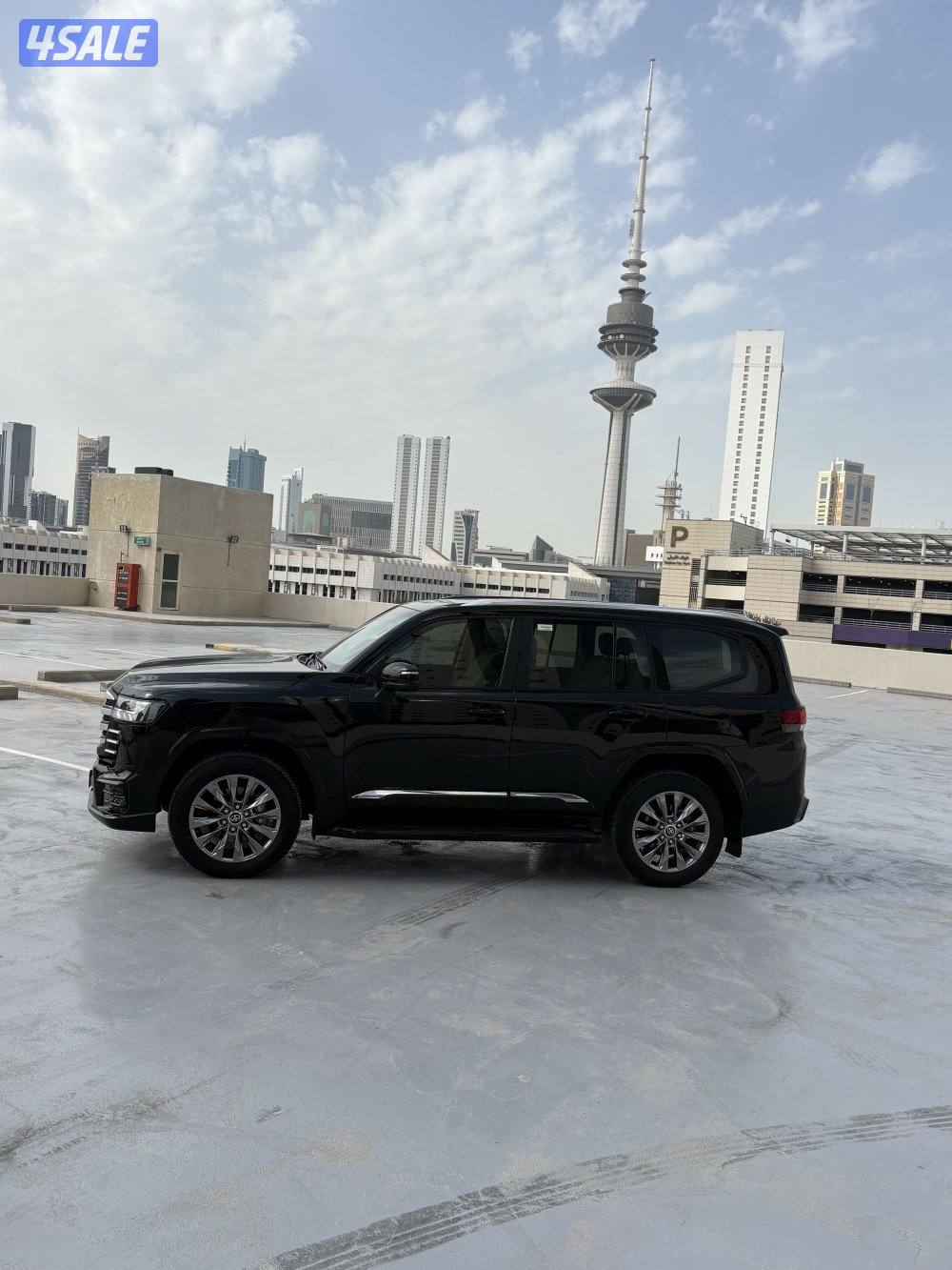 * للبيع لاند كروزر 2023 GXR – Twin Turbo – Aero S – بحالة الوكالة*13