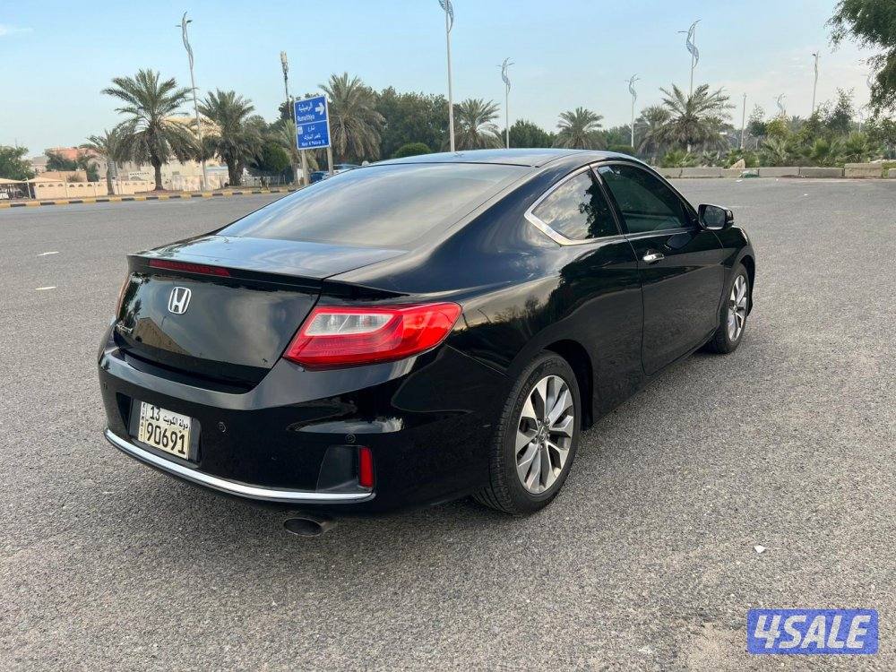 هوندا أكورد 2015 / ماشى 152 ألف / شرط الفحص0