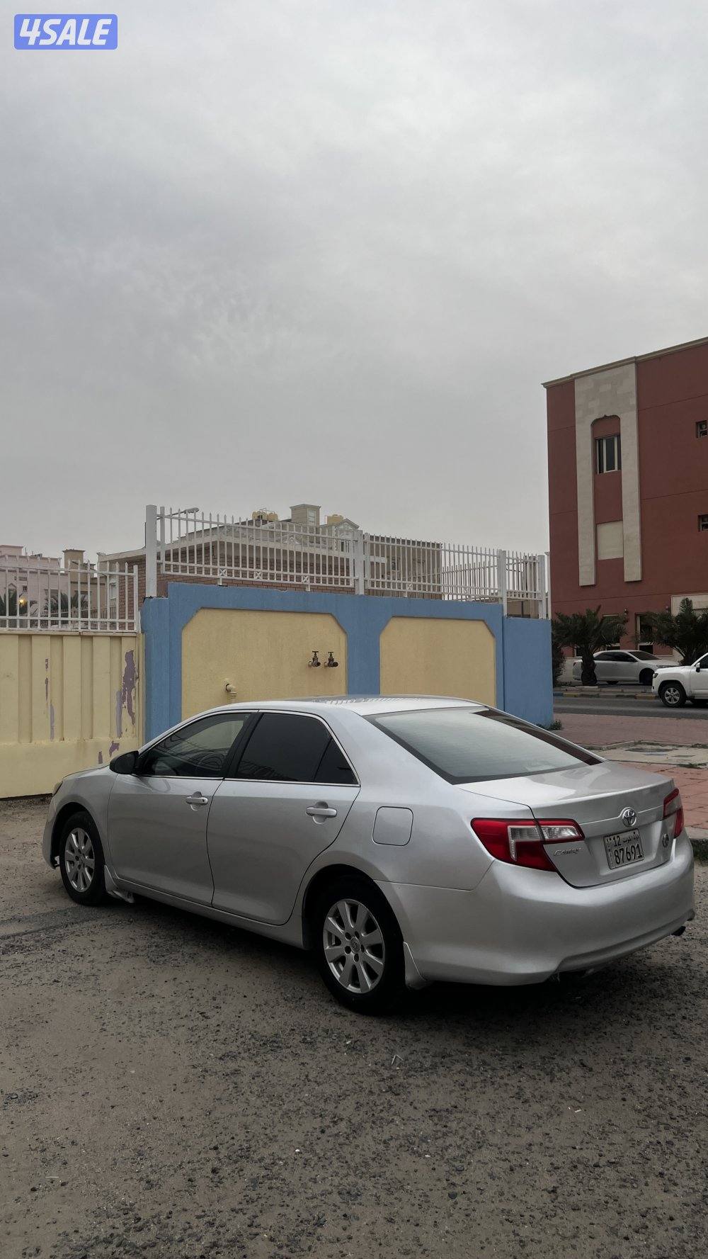 للبيع كامري 20130