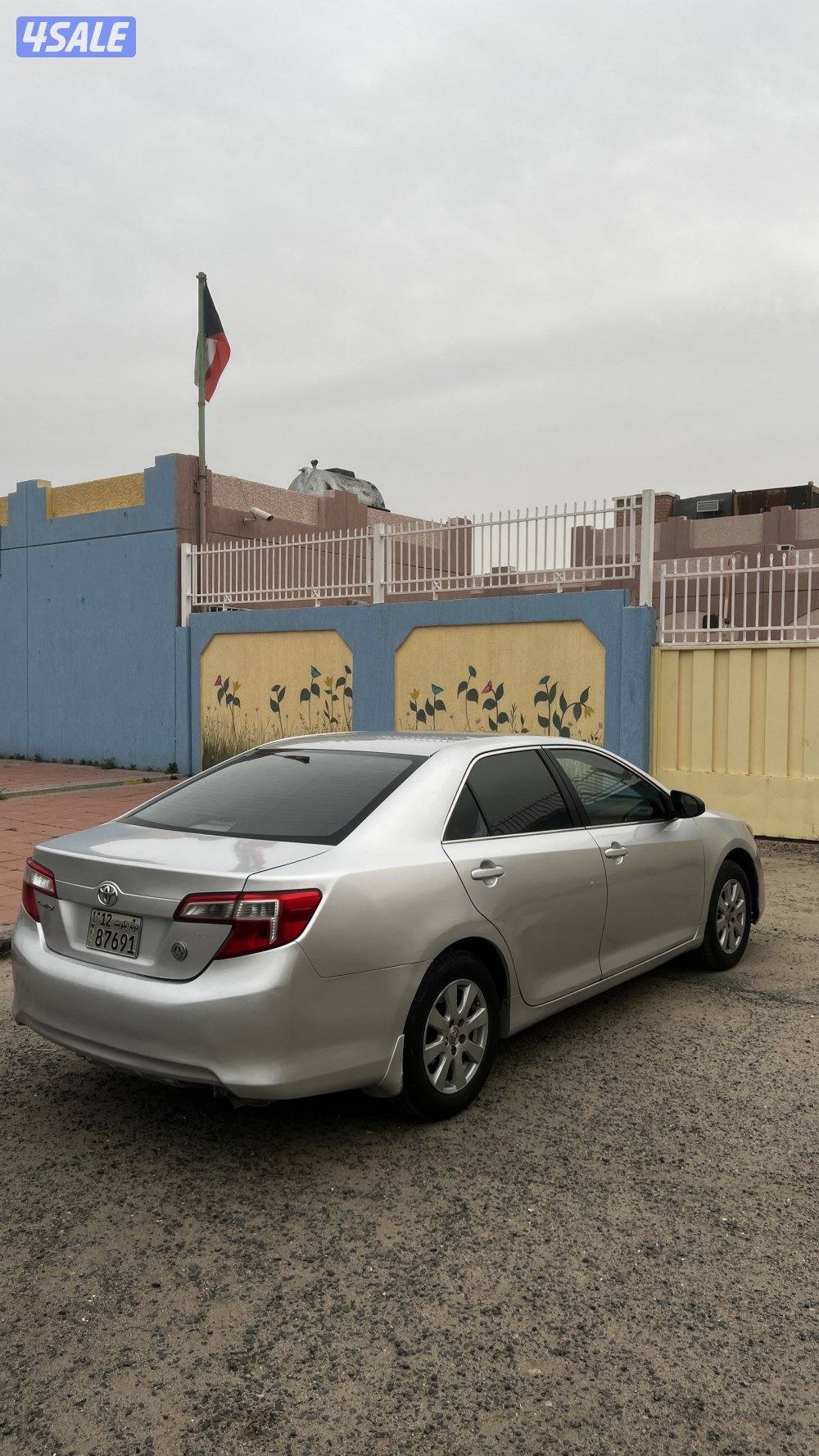 للبيع كامري 20131