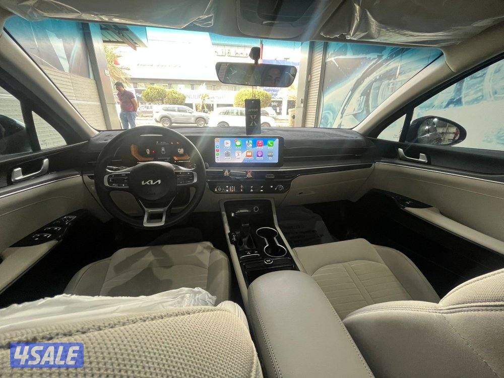 للبيع كيا K5 موديل ٢٠٢٤5