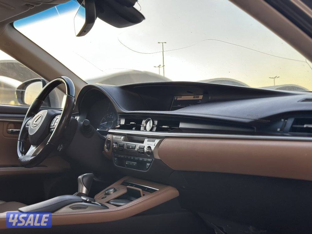 معرض القمة🚩8