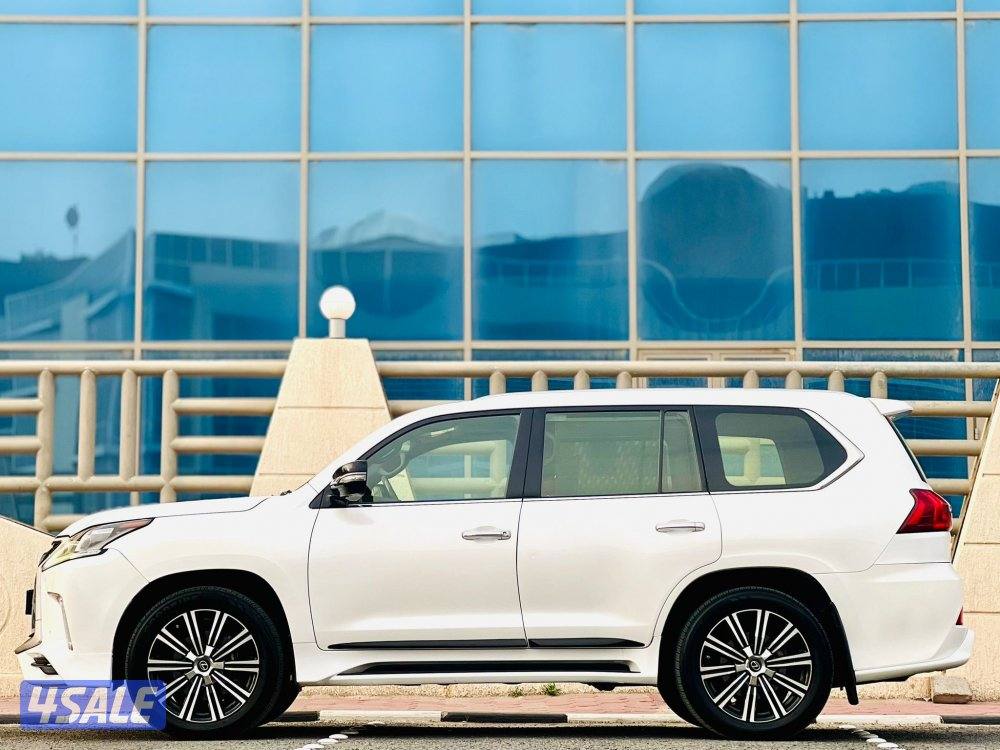 جيب لكزس 20180