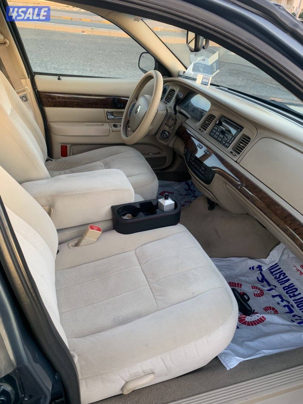 البيع فورد ماركيز GS5