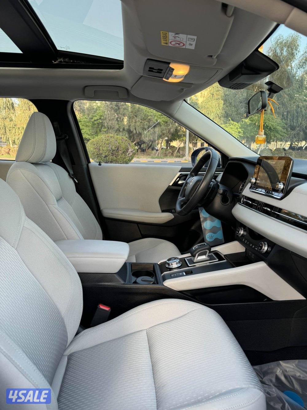 ميتسوبيشي اوتلاندر 2023 وكالة9