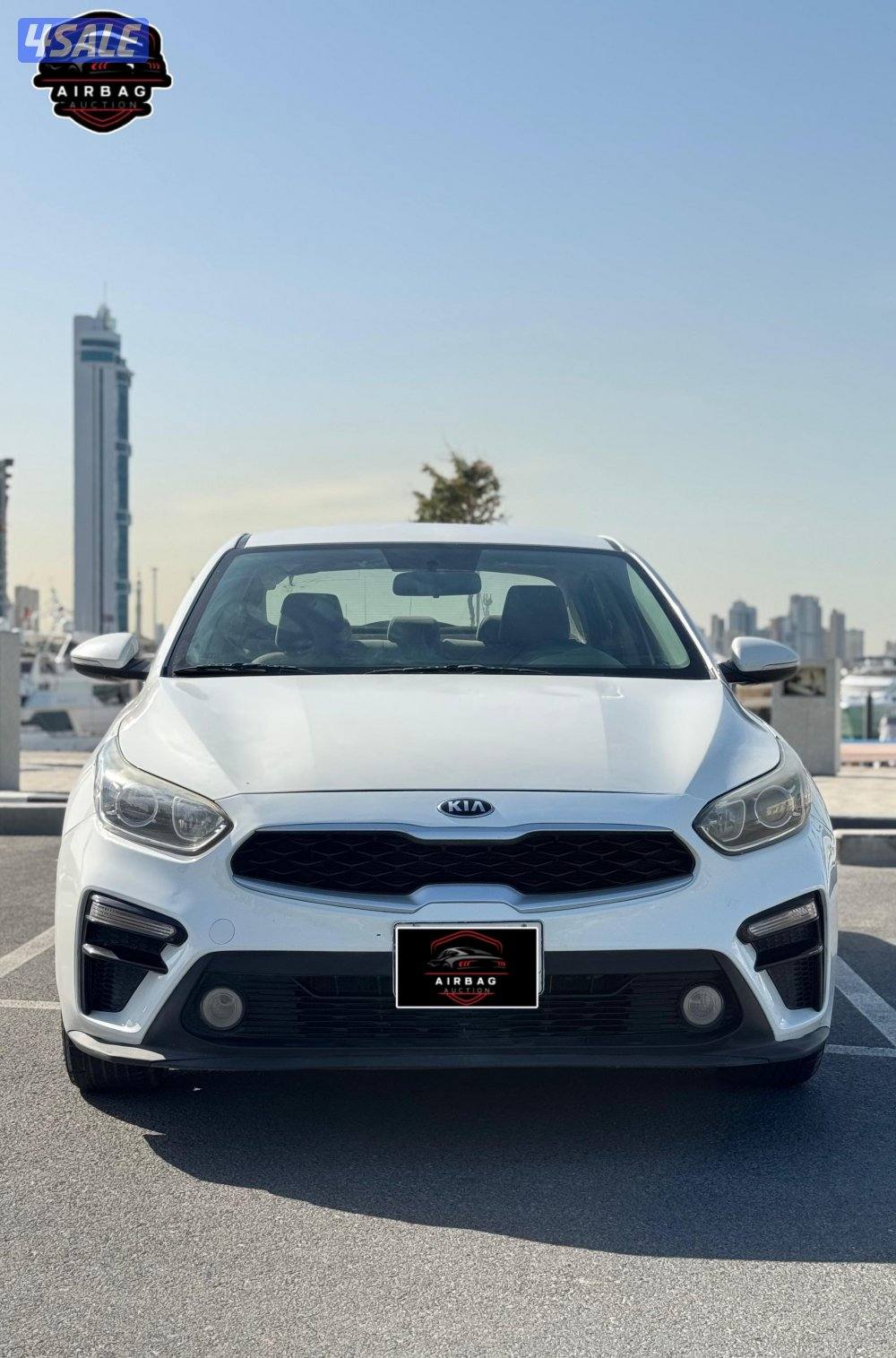 كيا سيراتو موديل 2021
سيرفس منتظم 
 عداد 111 الف 
ماكينه 1600cc2