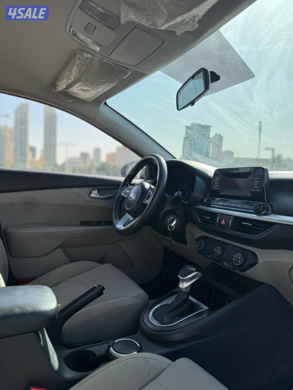 كيا سيراتو موديل 2021
سيرفس منتظم 
 عداد 111 الف 
ماكينه 1600cc7