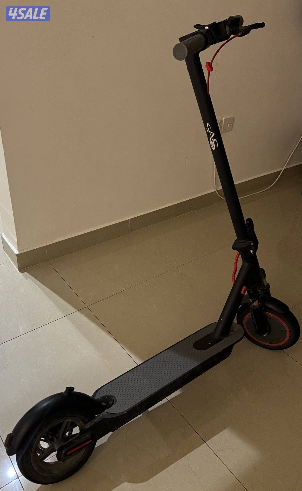 سكوتر نظييف جداً2