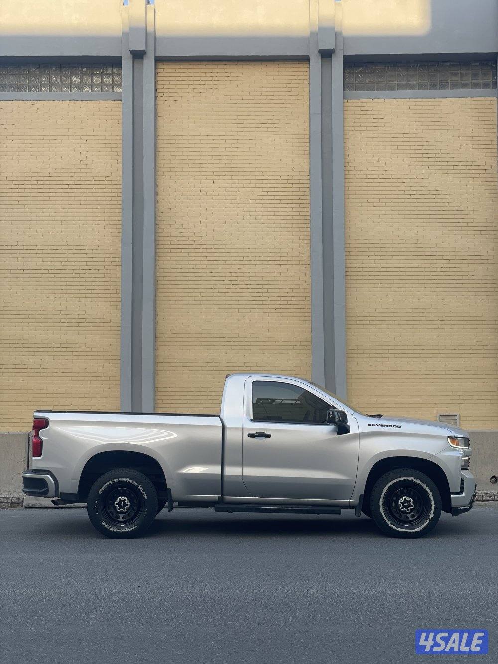 للبيع سلفرادو LS 20196