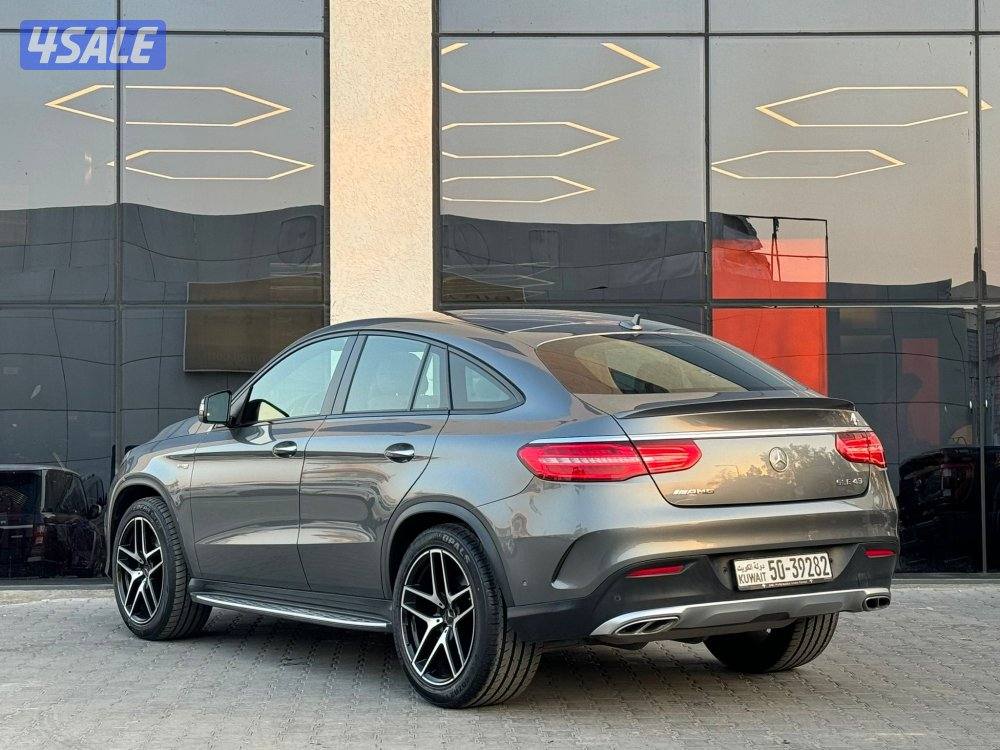 MERCEDES GLE 43 AMG _2018 صبغ الوكالة_ عداد 33 الف فقط4